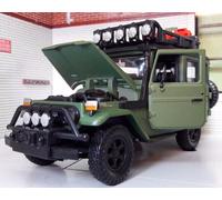 Toyota Land Cruiser FJ40 Expedition Motormax Diecast 1:24 Scale Model 79137GRN