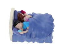 Toyvian Micro Landscape Couple Dolls Sculpture for Sand Table Decoration Realistic Miniature Garden Ornament for Home Bedroom Therapeutic Stress Relief and Communication Enhancer Creative