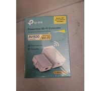 TP-Link Powerline 600 Wi-Fi Extender Starter Kit