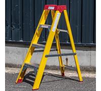 Trade Master Pro® Fibreglass Swingback Step Ladder | Electricians Ladder | Non Conductive up to 30,000V | Non-Slip Feet | Painting & Decorating | EN131 Pro Certified | 1.09m Height | 4 Steps