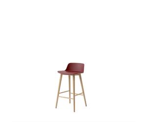 &Tradition Rely HW118 Bar Stool Low Back Lacquered Oak/ Maroon