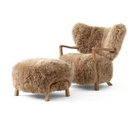 &Tradition Wulff ATD2 Lounge Chair Sheepskin Honey 50 mm/Oiled Oak Incl. ATD3 Pouf