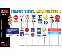 Traffic signs. Ukraine 2010 S diorama 1:35 plastic model kit MINIART