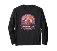 Traverse City Michigan Red Fox Mom Kit Lighthouse Design Long Sleeve T-Shirt