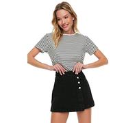 Trendyol Women Regular Waist Straight Leg Slim fit Shorts Schwarz