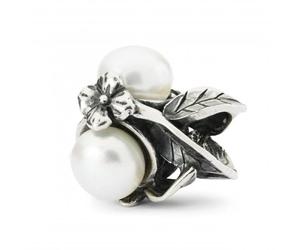 Trollbeads Serene Beauty Bead TAGBE-00287 - Classic Look | Acotis Diamonds - Sterling Silver / Pearl