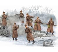 TRU00427 - Trumpeter 1:35 - B-4 Soviet Howwitzer Artillery Crew