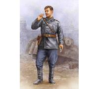 TRU00702 - Trumpeter 1:16 - WWII Soviet Tank Crew Figure