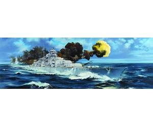 TRU03702 - Trumpeter 1:200 - German Battleship Bismarck 1940