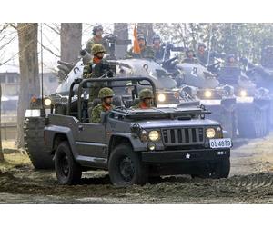 TRU05519 - Trumpeter 1:35 - Japenese JGS DF Type 73 Light Truck (Recon)