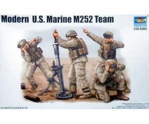 Trumpeter 00423 1:35th scale Modern U.S. Marine M252 Team