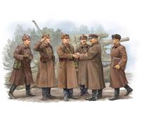 Trumpeter 00428 1:35 Soviet Artillery 'The Commander Inspections'