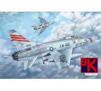Trumpeter 03221 F-100C Super Sabre Plastic Kit 1/32 Scale - T48