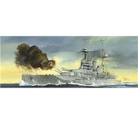 Trumpeter 05797 - HMS Queen Elizabeth 1918 Plastic Kit 1/700 Scale - T48