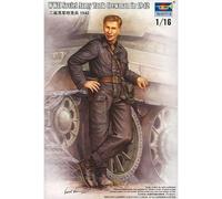 Trumpeter 1:16 - WWII Soviet Army 1942 Tank Crew Figure - Trumpeter 1:16 - WWII Soviet Army 1942 Tank Crew Figure (TRU00701)