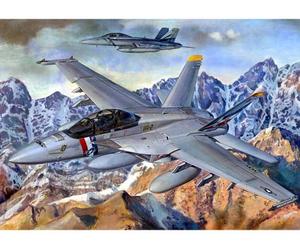 Trumpeter 1/32 F/A-18F Super Hornet # 03205 - Plastic Model Kit