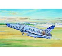 Trumpeter Model Kit – 1/32 North American F-100D Super Sabre (Faller)