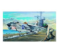 Trumpeter 02272 - 1:32 F-8E Crusader - New
