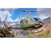 Trumpeter 1/35 USA UH-1B Huey Plastic Model 05111 (Helicopter)