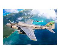 Trumpeter 1641 A-6E Intruder 1:72 Model Kit