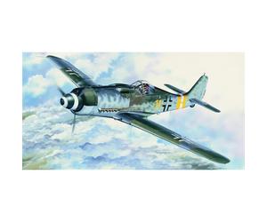 Trumpeter 2411 Fw 190D-9 Stab IV/JG3 1945 1:24 Model Kit