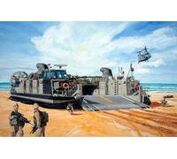 Trumpeter USMC Landing Craft/Air Cushion (LCAC) (1/144 Scale) (US IMPORT)