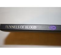 Tunnels of Blood (the Saga of Darren Shan, Book 3)