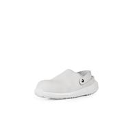 U Power Surge o SB E A FO SR Sports Shoes White