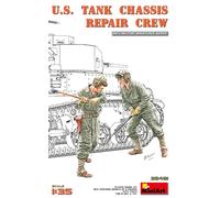 U.S. Tank Chassis Repair Crew Figure 1:35 Plastic Model Kit Miniart