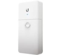 Ubiquiti Instant 802.3af Passive PoE to 802.3af Adapter - 48V DC Input - 24V 500 mA Output - 1 x 10/100/1000Base-T Input Port (s) - 1 x 10/100/1000Ba