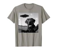 UFO Black Labrador Selfie with Funny Invasion Alien Novelty T-Shirt