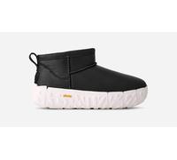 UGG® Cl Ultra Mini Wrap Tech Noir for Men in Black/Jasmine, Size 11, Leather/Wool