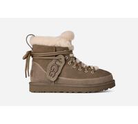 UGG® Classic Heritage Lace-Up Boot in Dried Oregano, Size 8, Wool