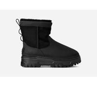 UGG® Heritage Pull-On TrailGazer Boot in Black, Size 7, Leather/Polyester/Wool