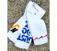 UK 2-5 , 34-38 NIKE DRI-FIT Everyday Plus CUSHIONED CREW White SPORTS SOCKS