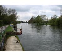 UK Photo Print A4 / 12"x8" The River Thames at Sunbury Seen from the Thames Path. c2013