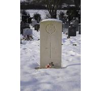 UK Photo Print A4 / 12"x8" War Grave Apsley End Private F Gudgin, may he rest in peace c2010