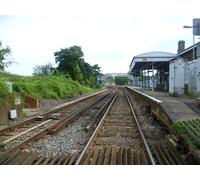 UK Photo Print A4 / 12"x8" Yalding station seen from Hampstead Lane Nettlestead Green The c2012