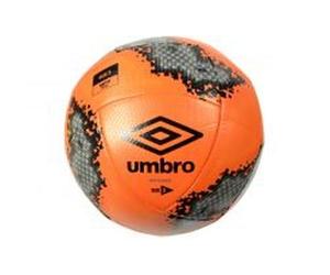 Umbro Neo Swerve Football (5) (Orange/Black/Carbon)