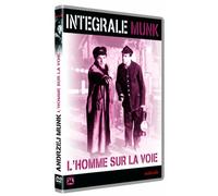 Un homme sur la voie