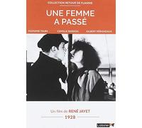 Une femme a passé