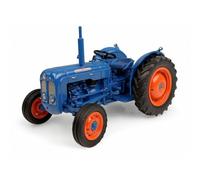 UNIVERSAL HOBBIES 1/32 FORDSON DEXTA 1960 UH6270