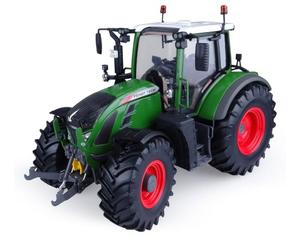 Universal Hobbies Fendt 724 Vario Tractor (2017) 'Nature Green'