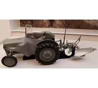Universal Hobbies Ferguson TE20 with Sirocco Cab and Rumptstad Eenschaar Plough