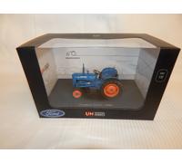 UNIVERSAL HOBBIES FORDSON DEXTA 1960 TRACTOR UH6270 BNIB 1:32