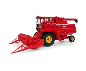 Universal Hobbies Massey Ferguson 760 Combine - Scale 1/32
