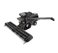 Universal Hobbies Massey Ferguson IDEAL 9T Combine Harvester - 1:32 Scale