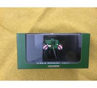 Universal Hobbies Toy Model Amazone T-Pack Brilliant 1/32 Scale