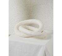 UPWOIGH Handmade White Knot Inspired Modern Ceramic Decor, 20.5 × 15.3 × 20.5 CM Large Minimalist Coffee Table Decor, Big Boho Ceramic Link Chain Decorative Home Décor for Living Room, Bedroom, 1 Pack