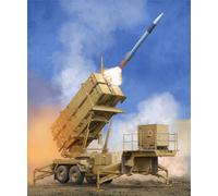 US M901 Patriot Launching System Plastic Kit 1:35 Model 1040 TRUMPETER